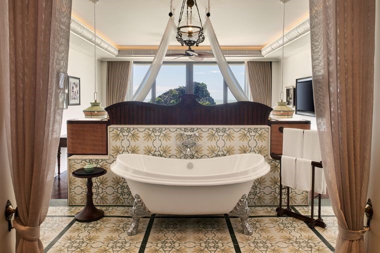 Khách Sạn Perle D’Orient Cát Bà - MGallery